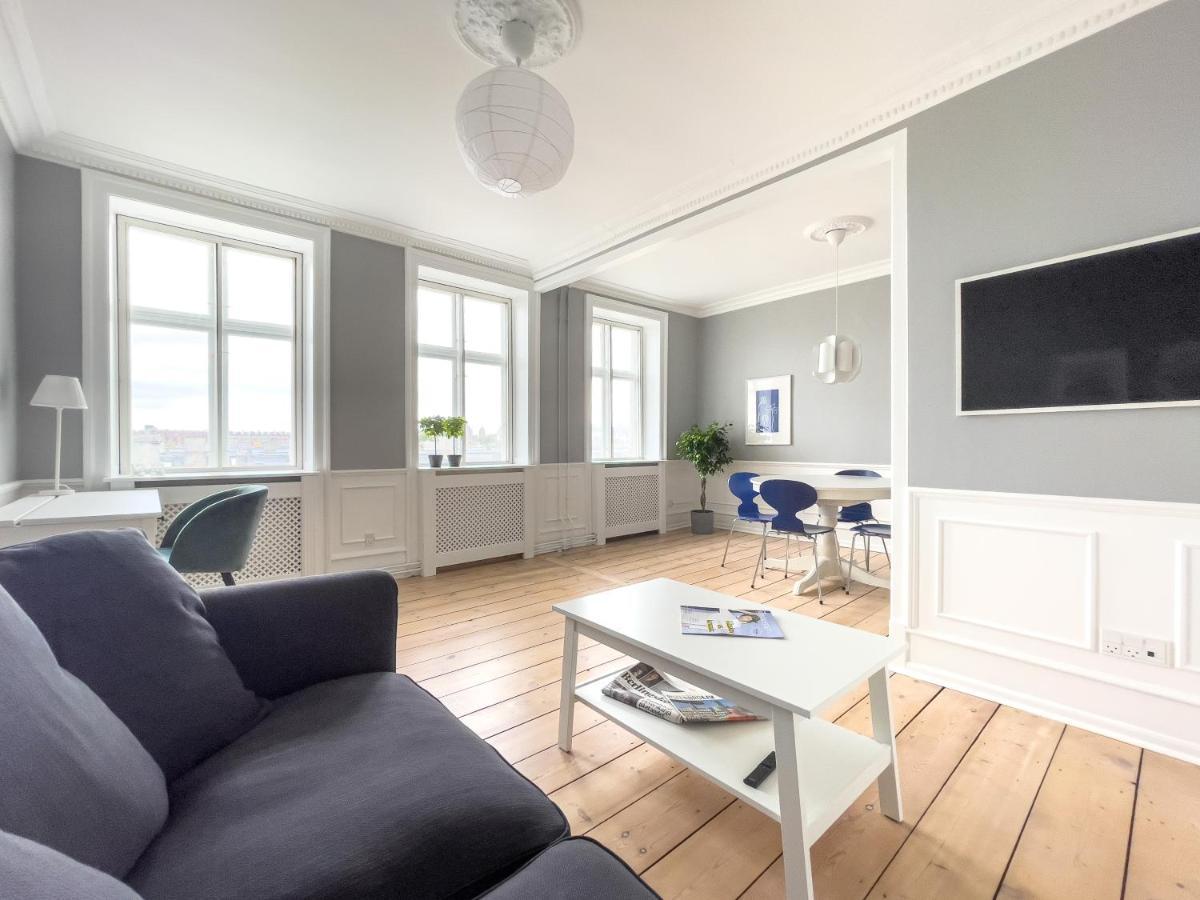 Stylish Classic Danish Design Apartment كوبنهاجن المظهر الخارجي الصورة