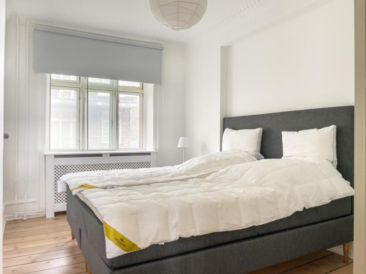 Stylish Classic Danish Design Apartment كوبنهاجن المظهر الخارجي الصورة