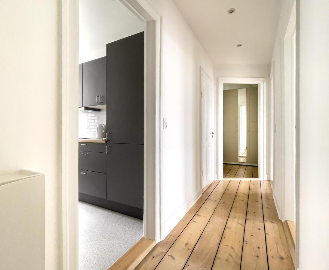 Stylish Classic Danish Design Apartment كوبنهاجن المظهر الخارجي الصورة