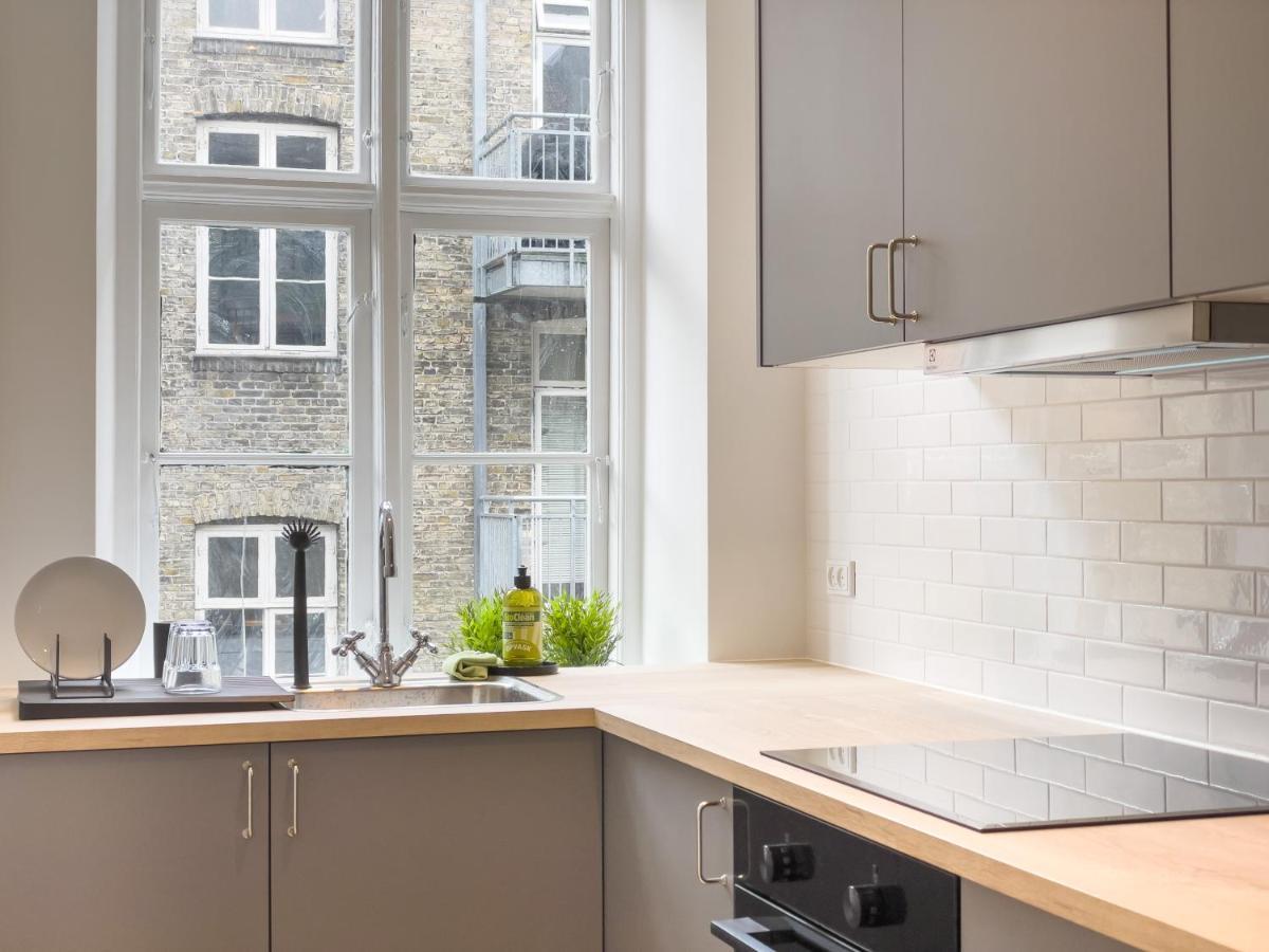 Stylish Classic Danish Design Apartment كوبنهاجن المظهر الخارجي الصورة