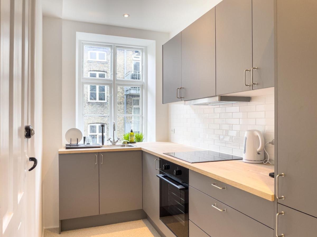 Stylish Classic Danish Design Apartment كوبنهاجن المظهر الخارجي الصورة